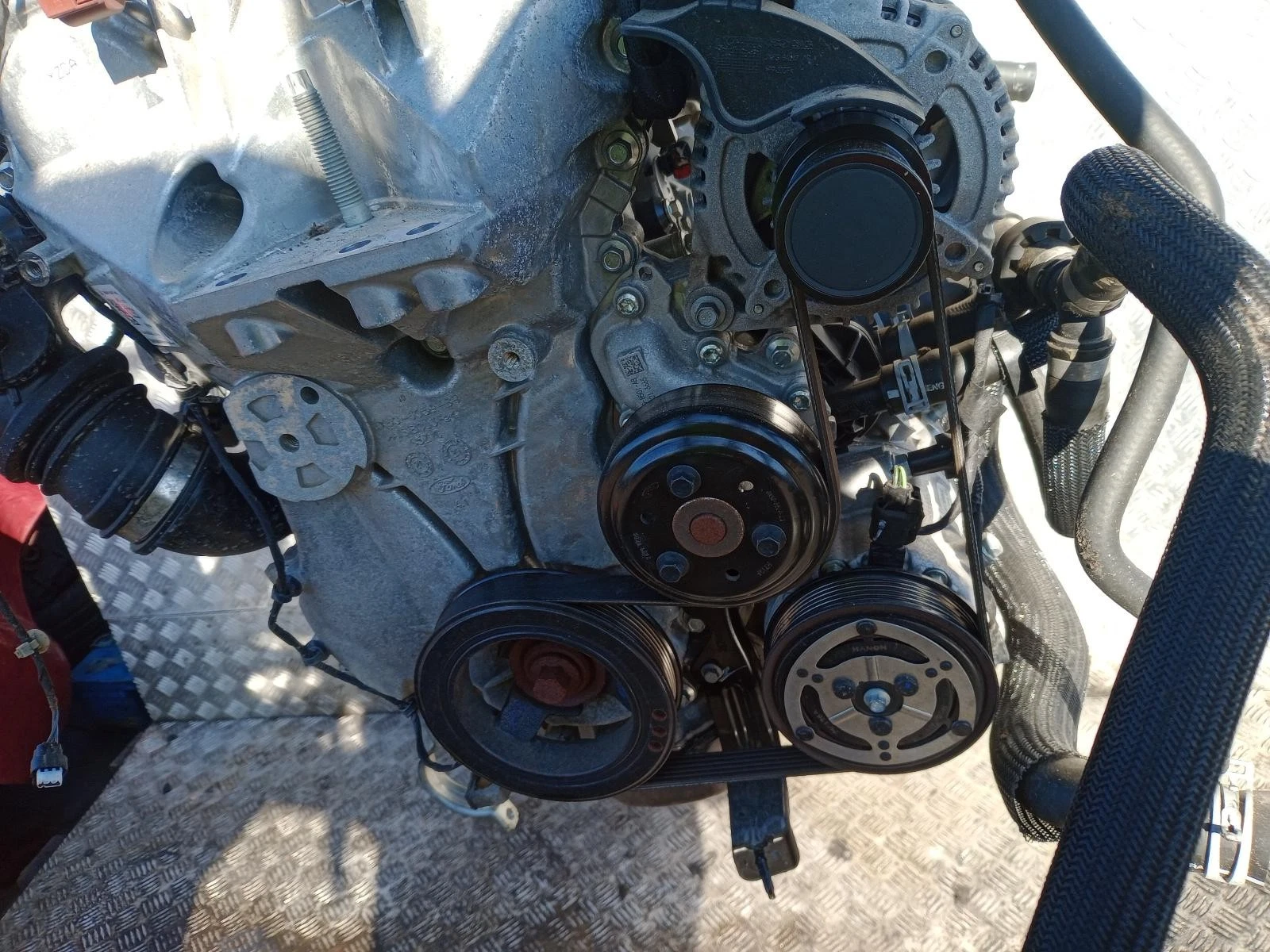 Motor FORD KUGA 1.5 Benzin YZDA – Bild 3
