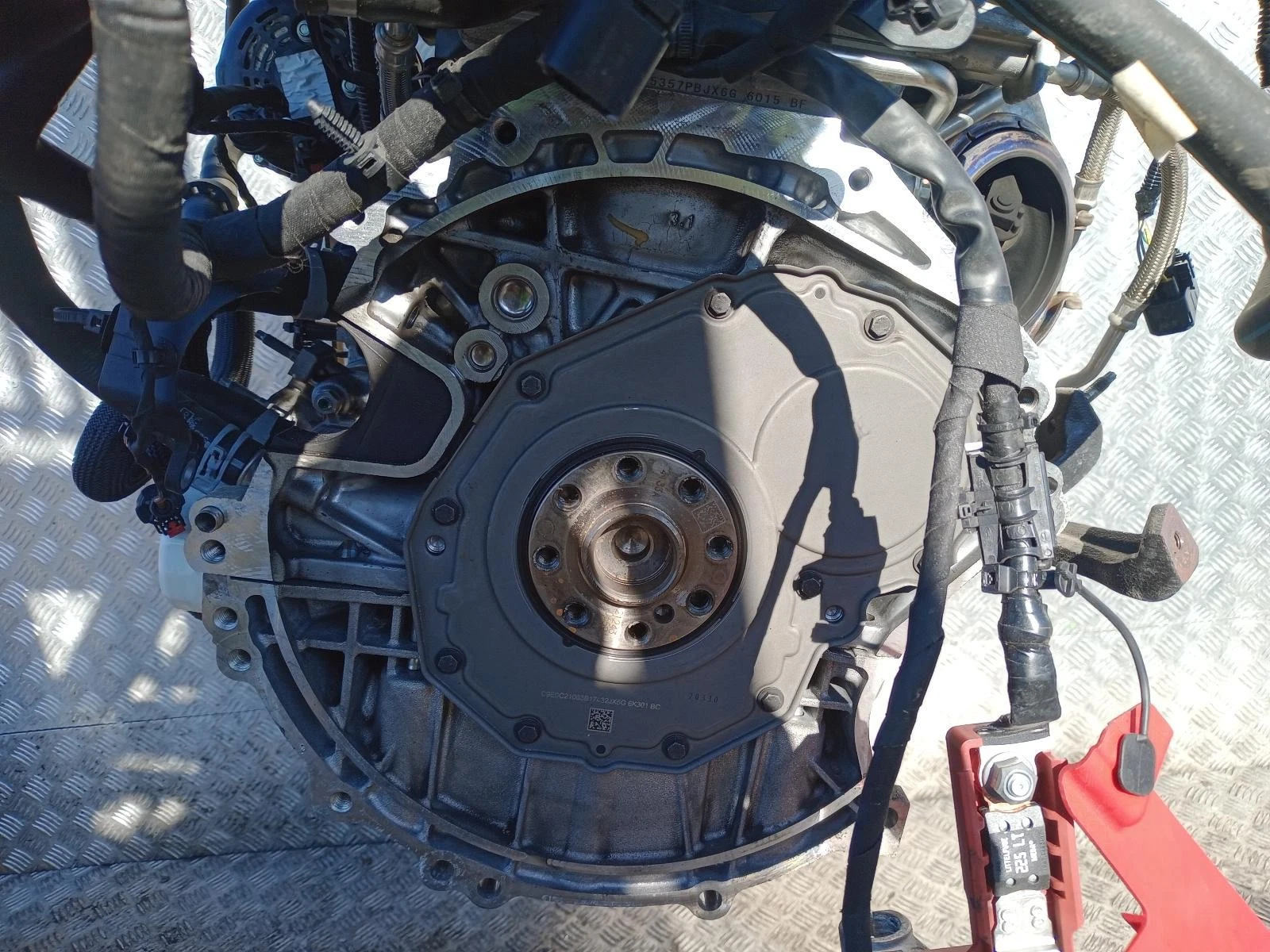 Motor FORD KUGA 1.5 Benzin YZDA – Bild 4